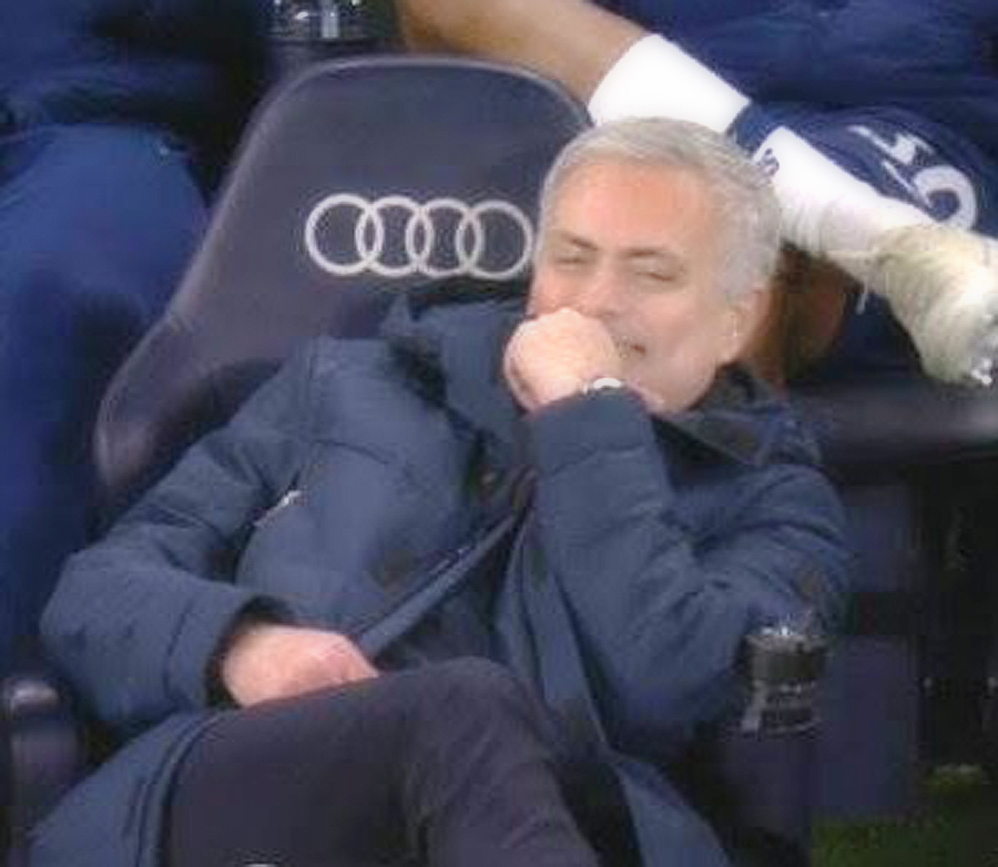 曼联客场不敌瓦伦西亚：穆帅怒批球员表现