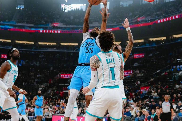 关于瓦朗谢恩客场取胜，继续追赶对手的信息