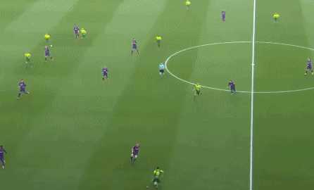 包含埃瓦尔客场取分，巩固在西甲中上游位置的词条