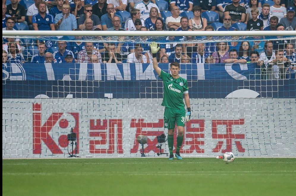 沙尔克队客场逆转获胜，积分持续攀升的简单介绍