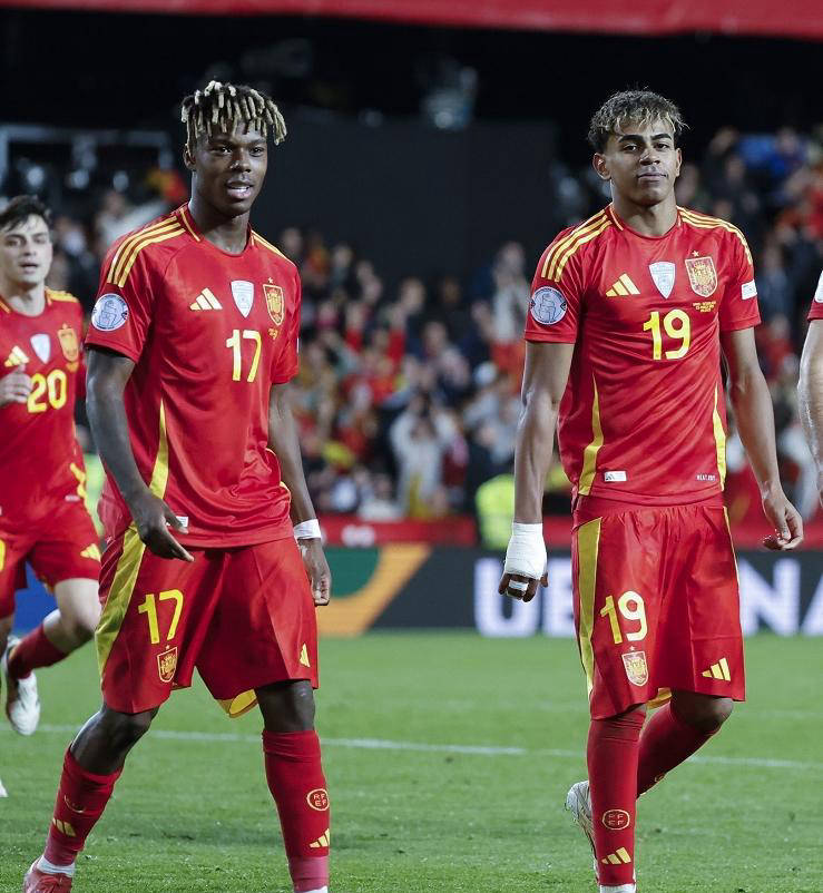 欧国联比赛精彩纷呈推动足球事业发展