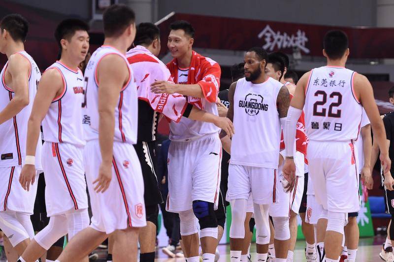 辽宁队战胜广西猛犬队，成功晋级决赛