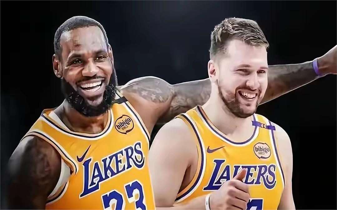 雷霆队令人意外地击败湖人队