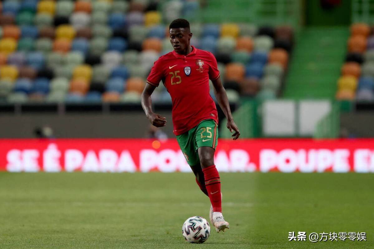 葡萄牙队球员在综艺节目中展示绘画才能的简单介绍