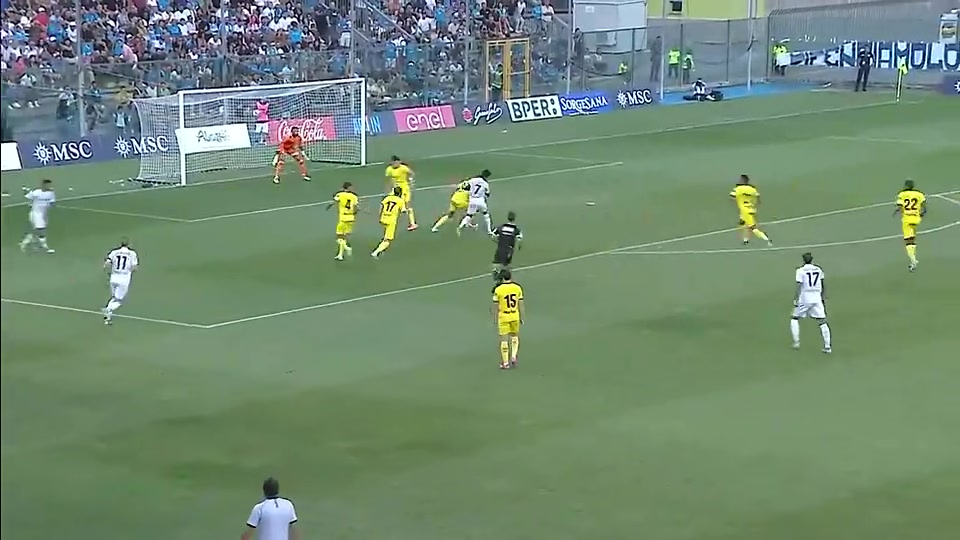 比利时队遇险晋级，德布劳内神助攻