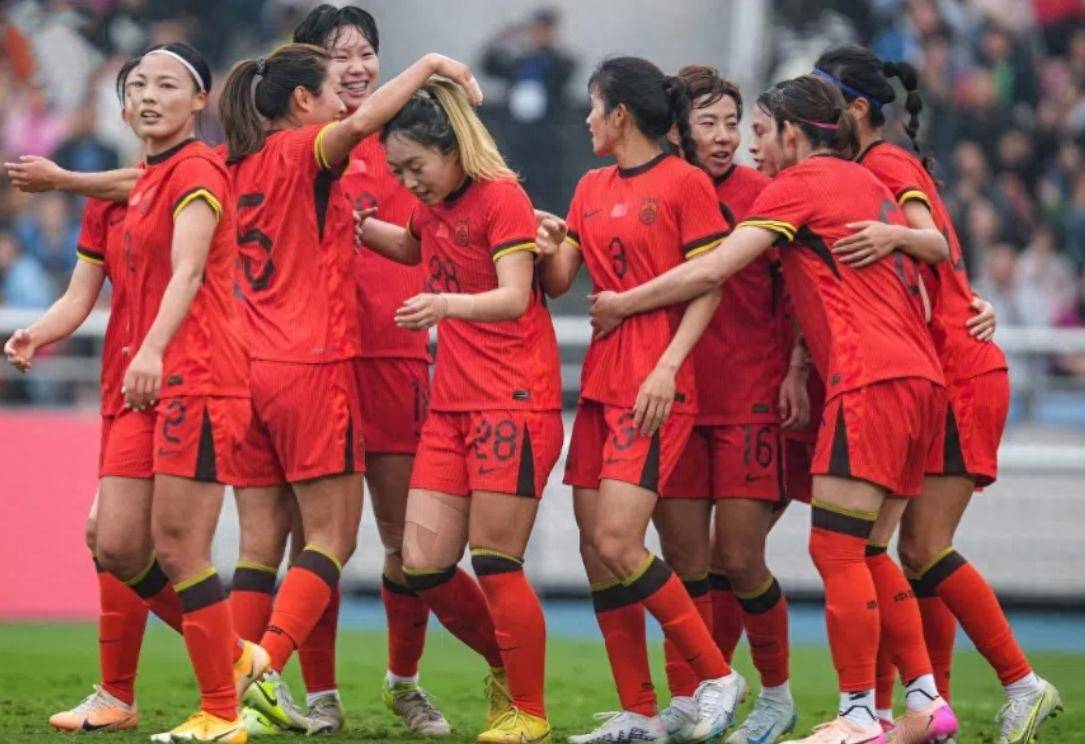 关于热血对决，中国女足力克对手的信息