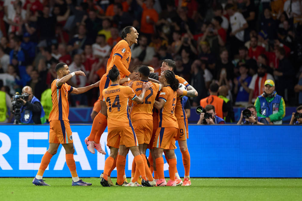 英格兰队逆转击败葡萄牙队晋级欧洲杯半决赛