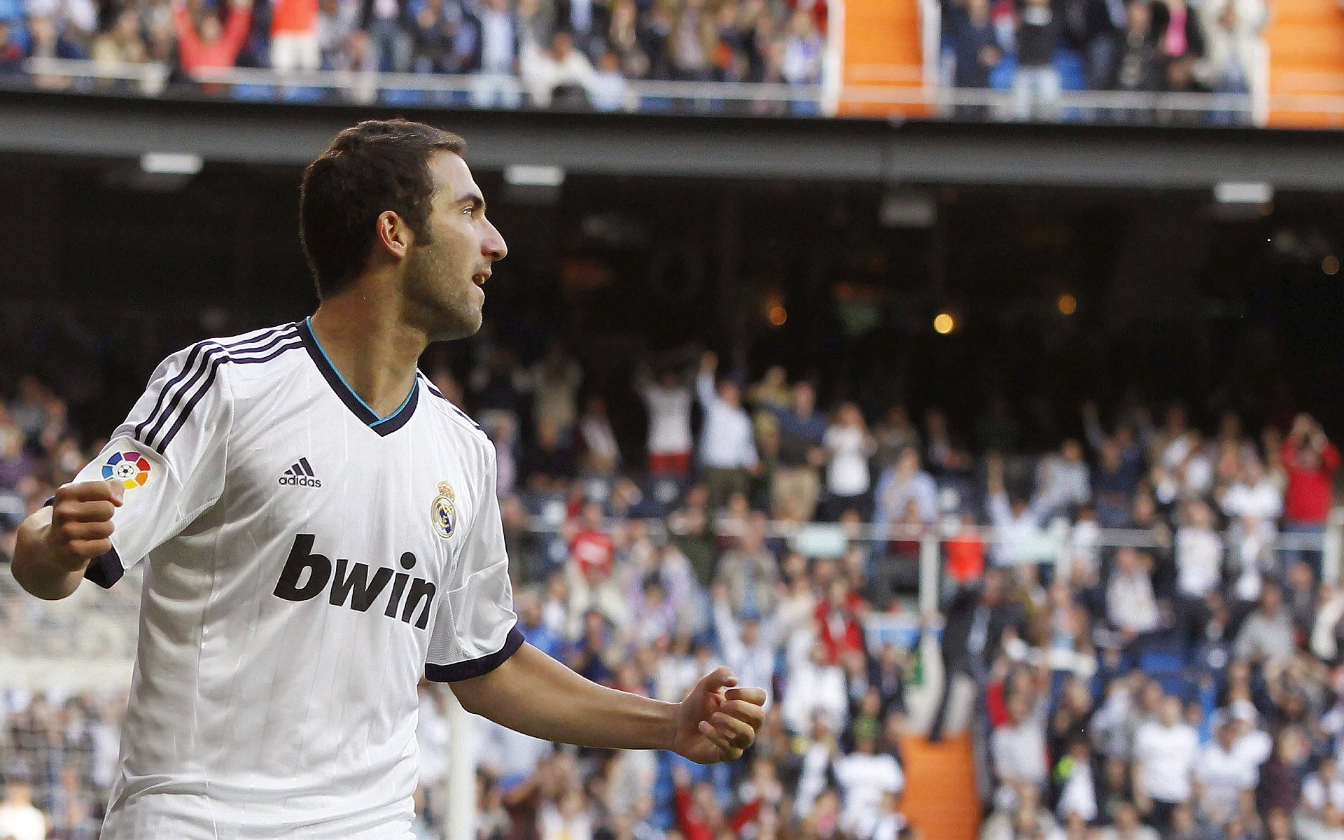 从非洲大陆到伊比利亚半岛，一场关于归属与征服的足球叙事