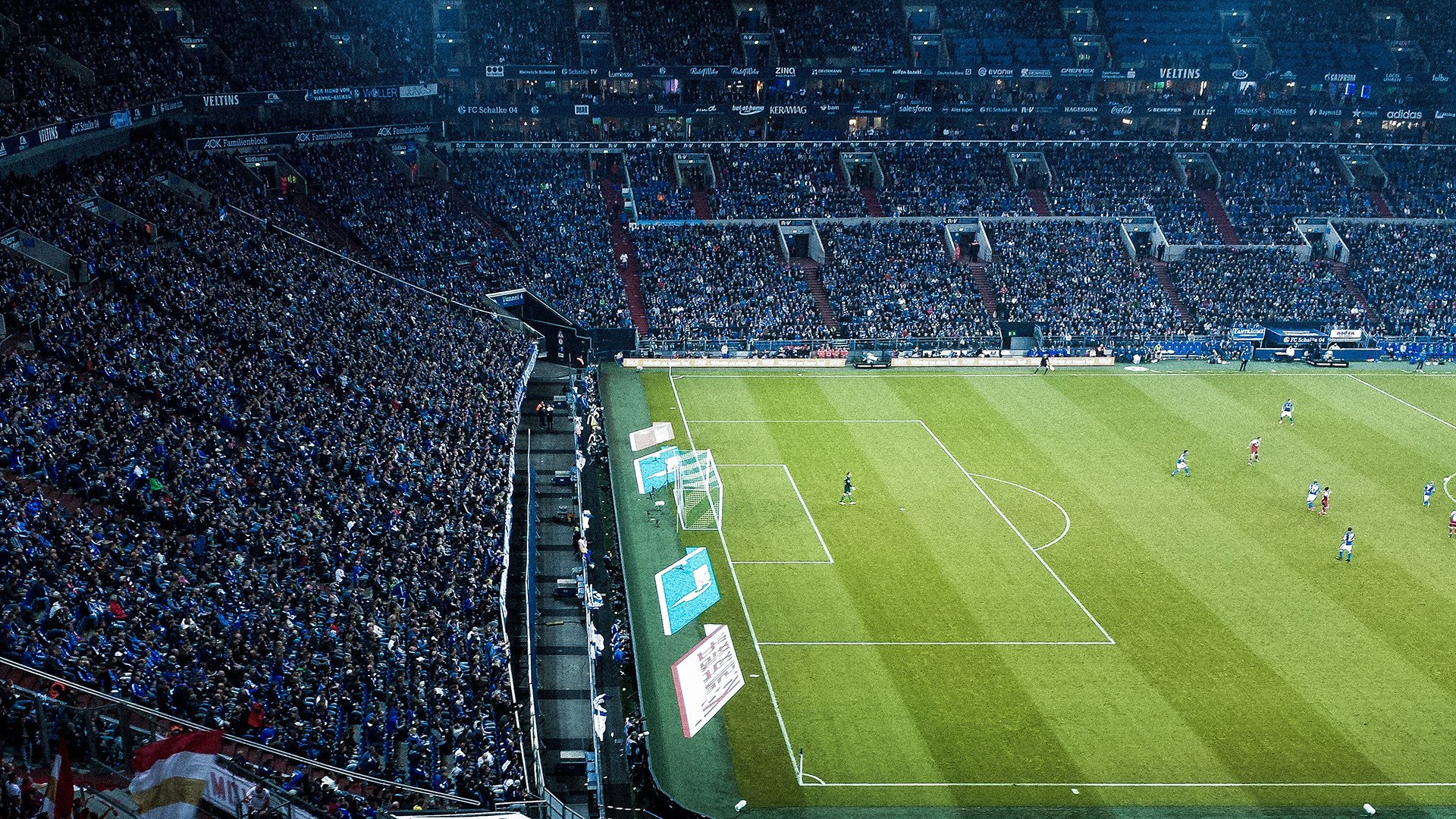 开云体育-绿茵场上的NBA剧本，当欧冠半决赛上演勇士打穿马刺